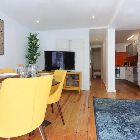 Apartament Charming And Stylish Downtown In Xix Century Building