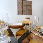 Charming And Stylish Downtown In Xix Century Building Διαμέρισμα Lisboa