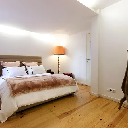 Charming And Stylish Downtown In Xix Century Building Apartman Lisboa