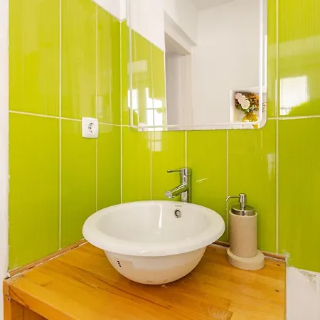 Charming And Stylish Downtown In Xix Century Building