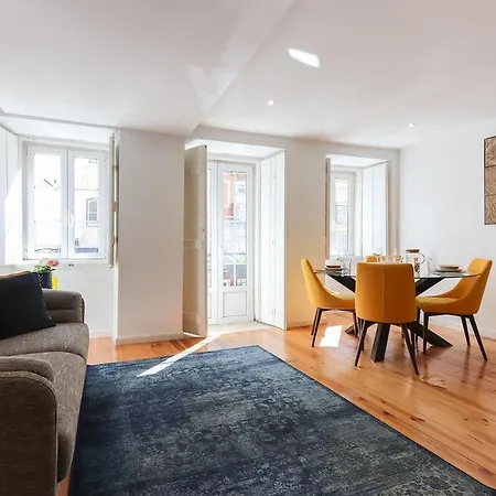 Charming And Stylish Downtown In Xix Century Building *