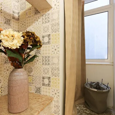 Appartement Charming And Stylish Downtown In Xix Century Building *