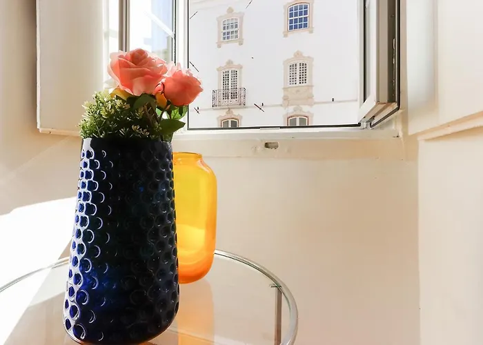 Charming And Stylish Downtown In Xix Century Building *