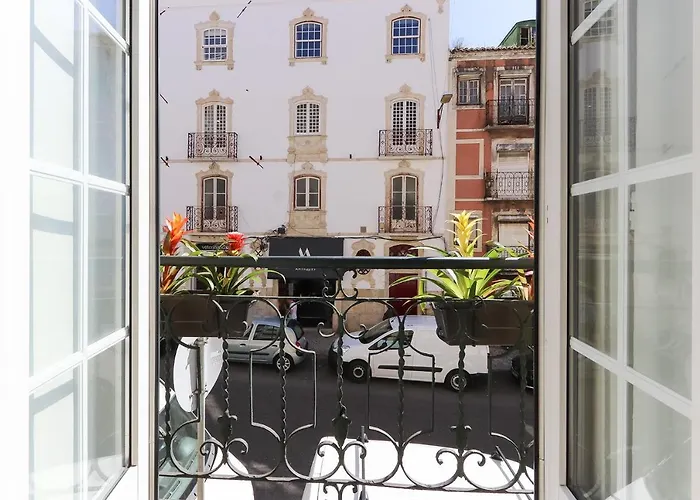 Charming And Stylish Downtown In Xix Century Building *