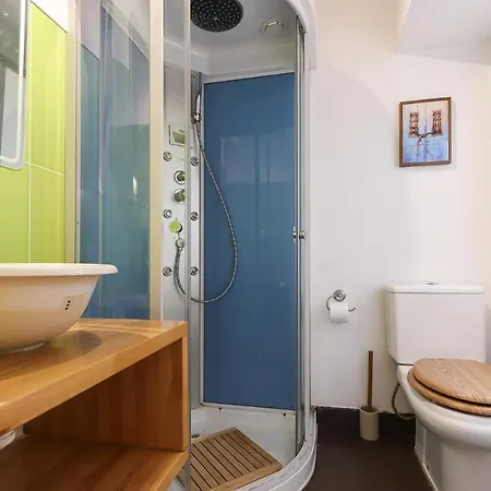 Charming And Stylish Downtown In Xix Century Building * Lisbona